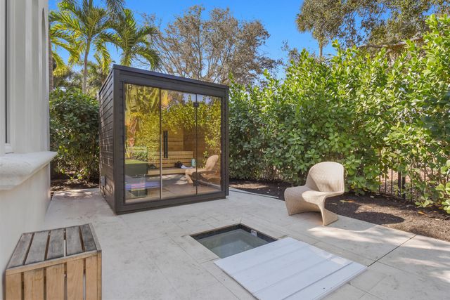 11513 Green Bayberry Drive, Palm Beach Gardens, FL 33418