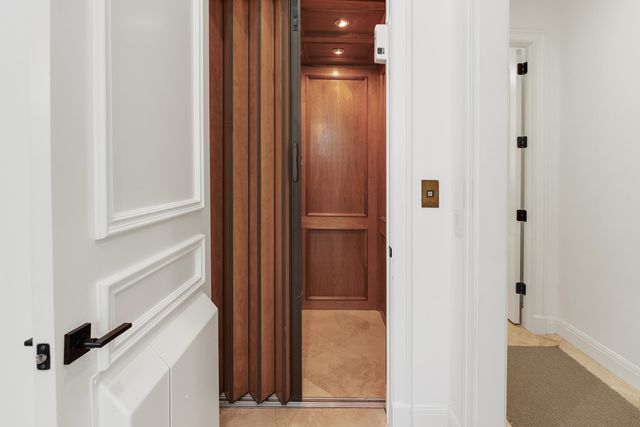 11513 Green Bayberry Drive, Palm Beach Gardens, FL 33418