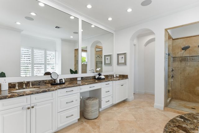 11513 Green Bayberry Drive, Palm Beach Gardens, FL 33418