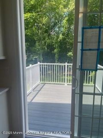 301 Arose Lane, Middletown, NJ 07748