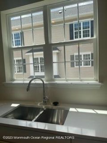 301 Arose Lane, Middletown, NJ 07748