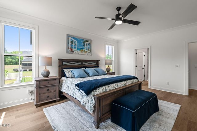 121 Lane Farms Way, Holly Springs, NC 27540