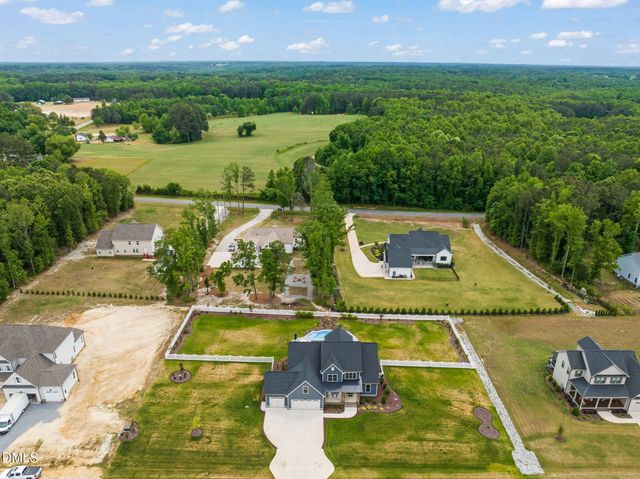 121 Lane Farms Way, Holly Springs, NC 27540