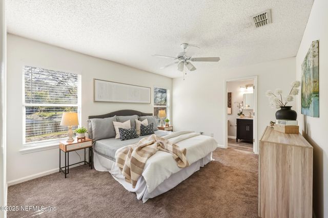 7534 INTERNATIONAL VILLAGE Drive, Jacksonville, FL 32277