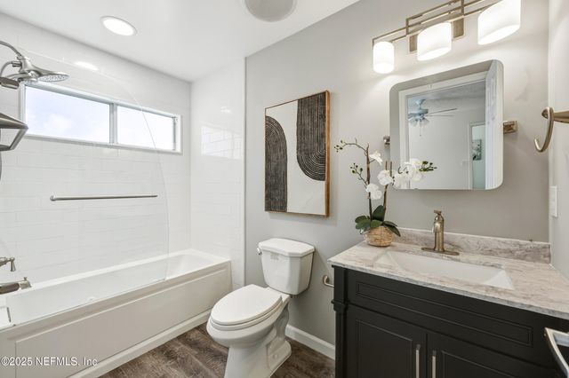 7534 INTERNATIONAL VILLAGE Drive, Jacksonville, FL 32277