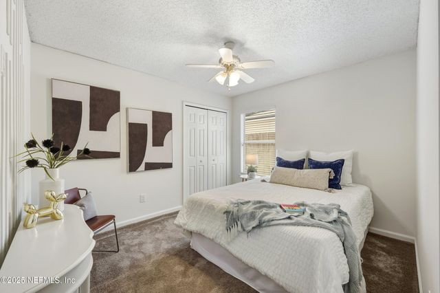 7534 INTERNATIONAL VILLAGE Drive, Jacksonville, FL 32277