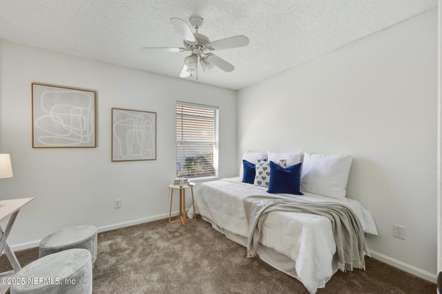 7534 INTERNATIONAL VILLAGE Drive, Jacksonville, FL 32277