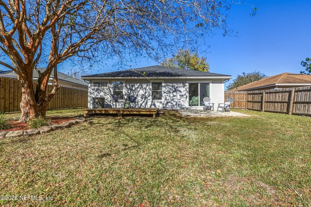 7534 INTERNATIONAL VILLAGE Drive, Jacksonville, FL 32277