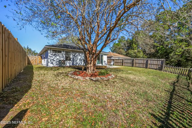 7534 INTERNATIONAL VILLAGE Drive, Jacksonville, FL 32277