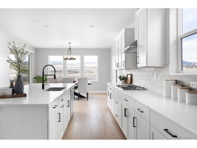 9349 Russell Cir, Arvada, CO 80007