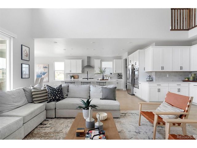 9349 Russell Cir, Arvada, CO 80007