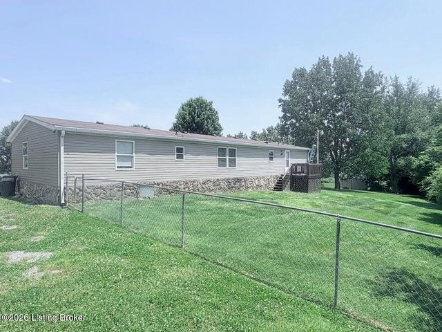 690 Sunset Dr, Vine Grove, KY 40175