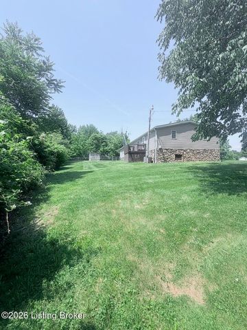 690 Sunset Dr, Vine Grove, KY 40175