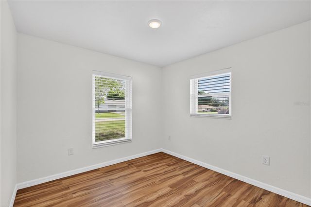 36315 STRATFORD COURT, Grand Island, FL 32735