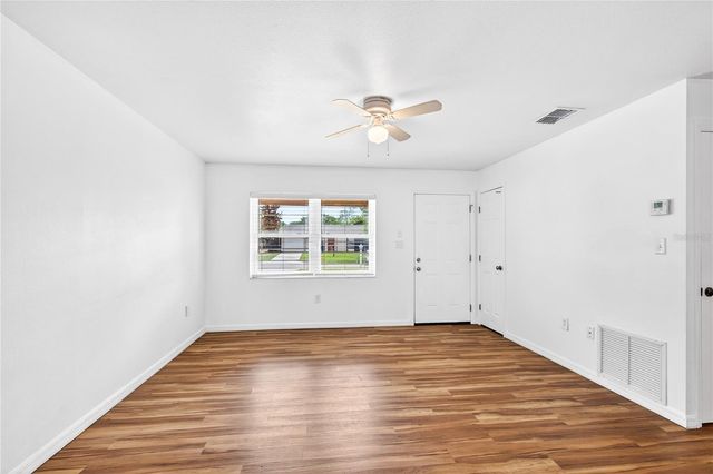 36315 STRATFORD COURT, Grand Island, FL 32735
