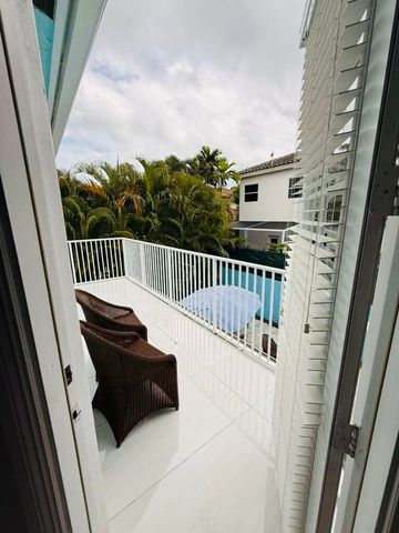 400 SW 15th Drive, Boca Raton, FL 33432