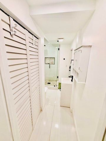 400 SW 15th Drive, Boca Raton, FL 33432