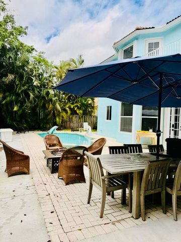 400 SW 15th Drive, Boca Raton, FL 33432