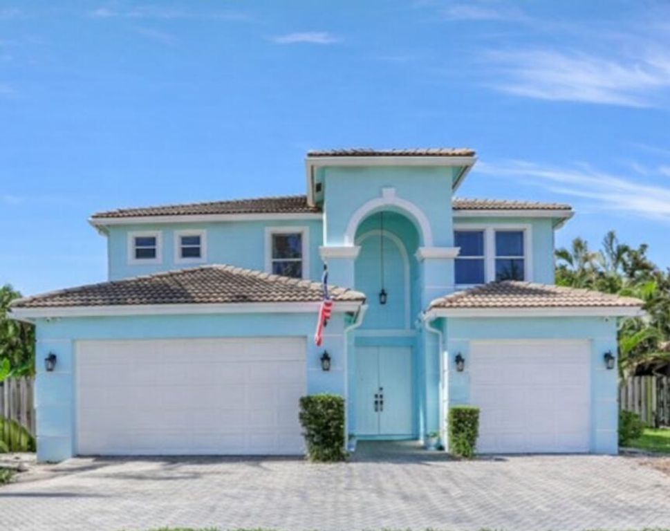 400 SW 15th Drive, Boca Raton, FL 33432