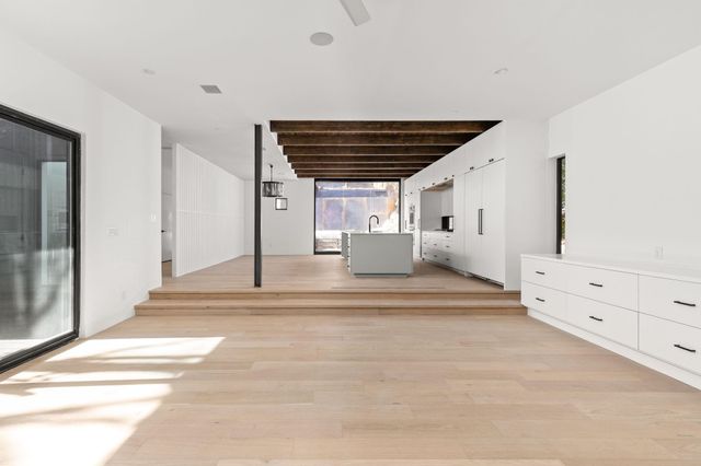 1603 Chelsea LN 3, Austin, TX 78704