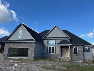 420 Southbridge Court, Winterville, NC 28590