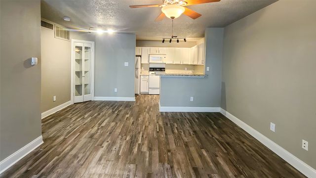 6108 Abrams Road 418, Dallas, TX 75231