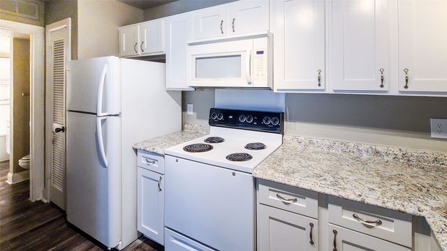 6108 Abrams Road 418, Dallas, TX 75231