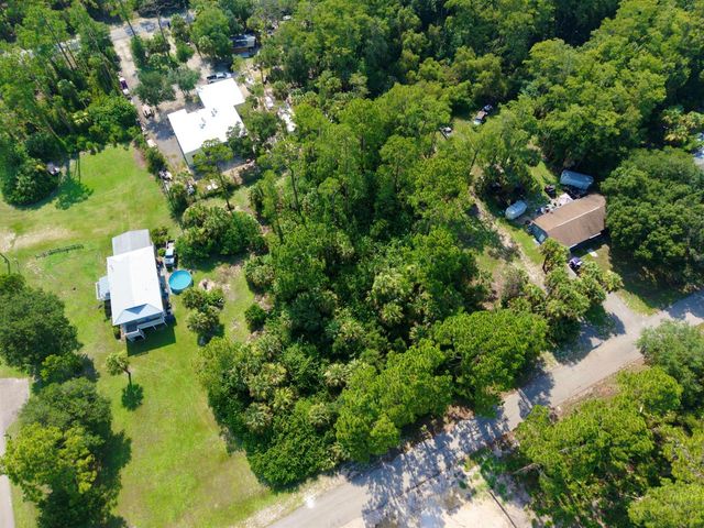 2303 Monroe Avenue, Alva, FL 33920