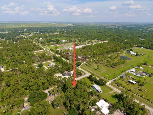 2303 Monroe Avenue, Alva, FL 33920