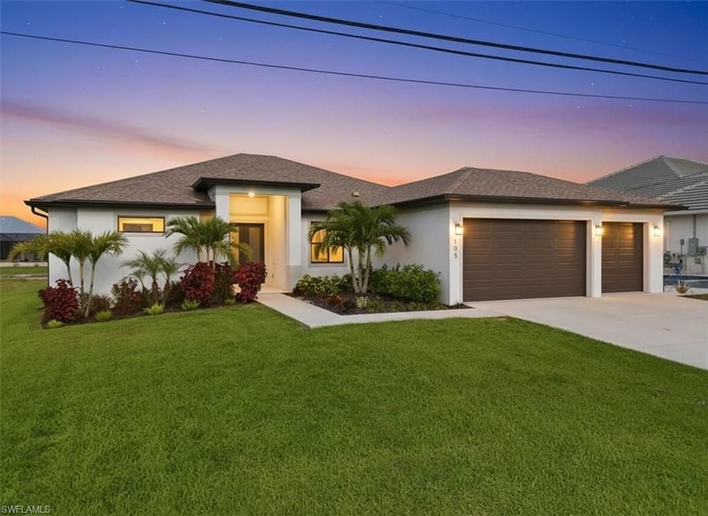 Image 2 of property listing at 105 SW 36th PL, Cape Coral, FL 33991