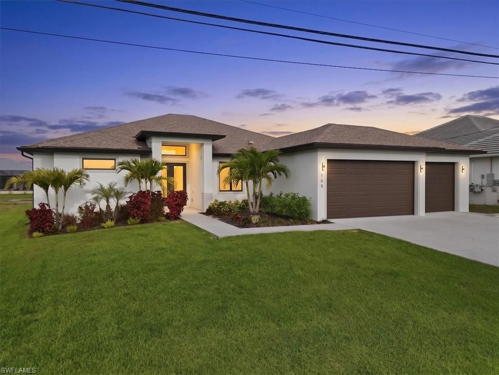 Image 28 of property listing at 105 SW 36th PL, Cape Coral, FL 33991