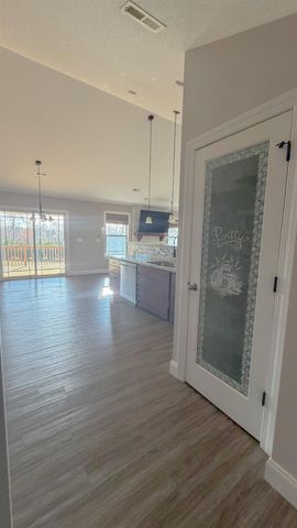 1525 Ballenger Road, Wellford, SC 29385