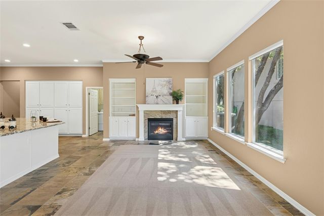 115 Golf View DR, Georgetown, TX 78633