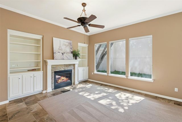 115 Golf View DR, Georgetown, TX 78633