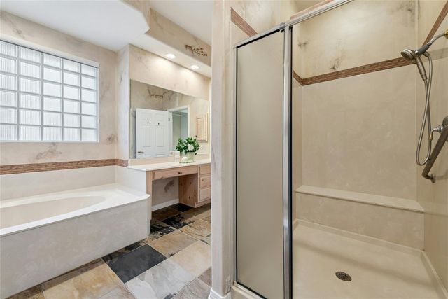 115 Golf View DR, Georgetown, TX 78633