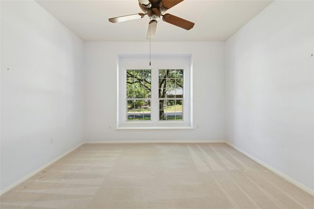 115 Golf View DR, Georgetown, TX 78633