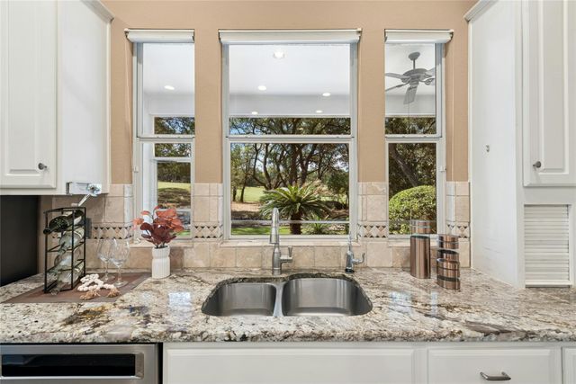 115 Golf View DR, Georgetown, TX 78633