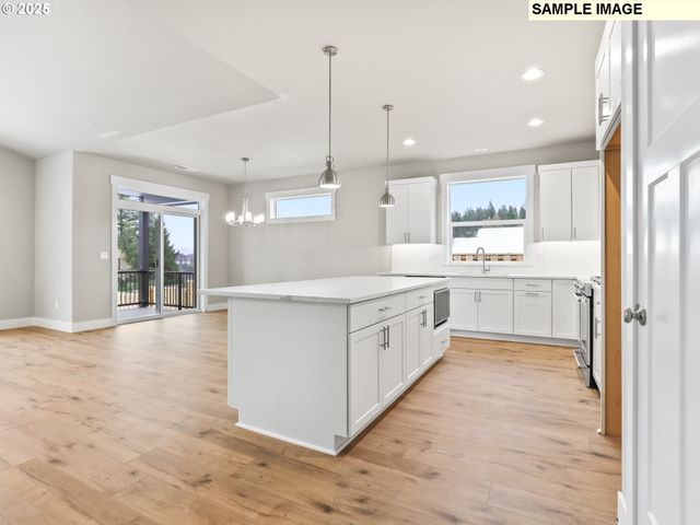 757 Ne Alderwood Dr 87, Estacada, OR 97023