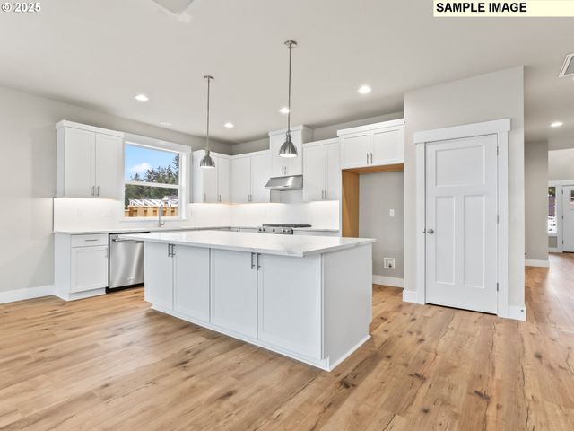 757 Ne Alderwood Dr 87, Estacada, OR 97023