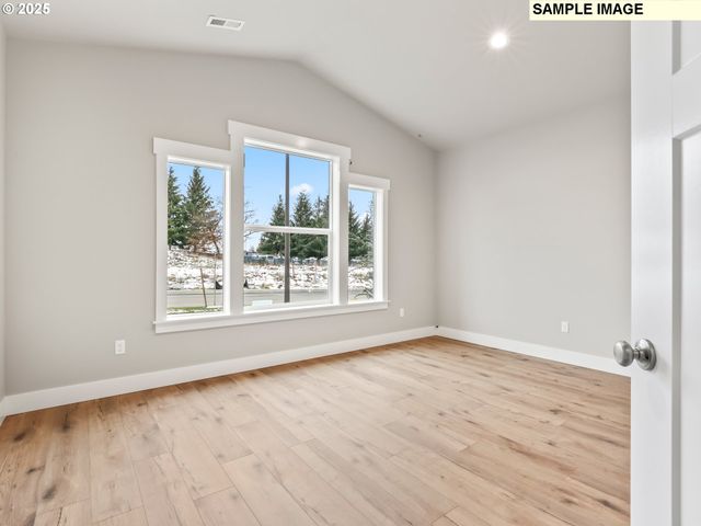 757 Ne Alderwood Dr 87, Estacada, OR 97023