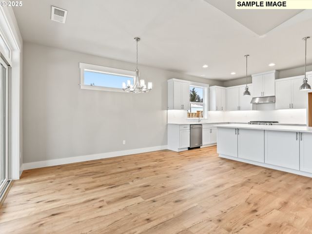 757 Ne Alderwood Dr 87, Estacada, OR 97023