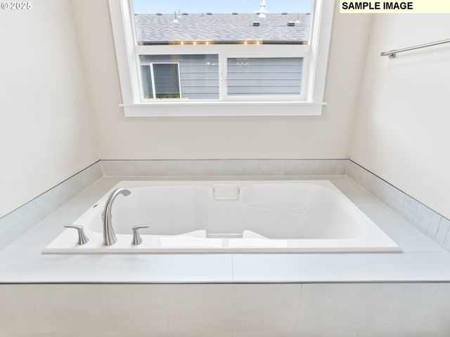 757 Ne Alderwood Dr 87, Estacada, OR 97023