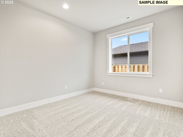 757 Ne Alderwood Dr 87, Estacada, OR 97023