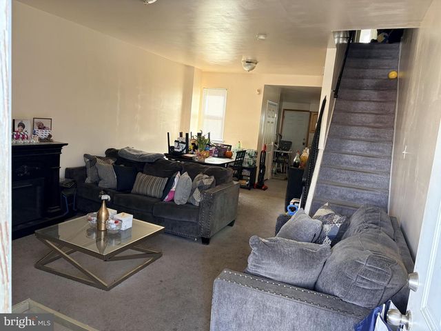 2446 W HUNTINGDON ST, Philadelphia, PA 19132