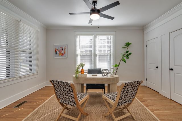 2053 YOUNG AVE, Memphis, TN 38104