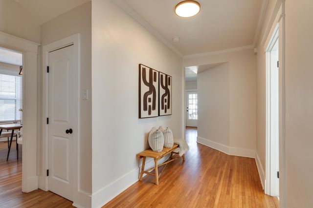 2053 YOUNG AVE, Memphis, TN 38104