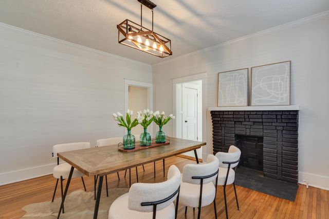 2053 YOUNG AVE, Memphis, TN 38104