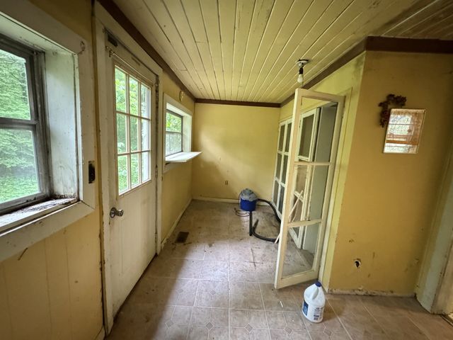 5312 Bluff Springs Rd, Mcminnville, TN 37110