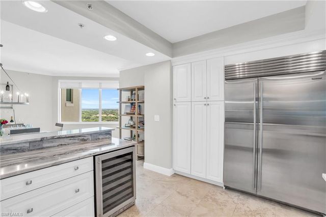 265 Indies WAY 1404, Naples, FL 34110