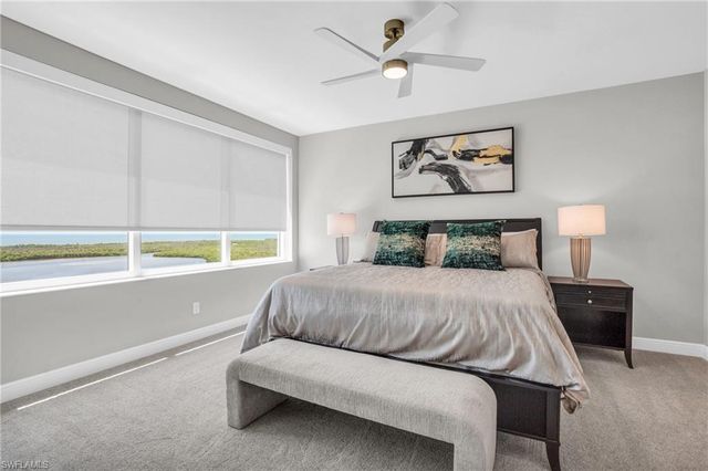 265 Indies WAY 1404, Naples, FL 34110
